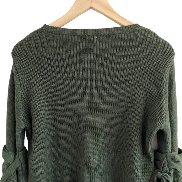 SILENCE + Noise Urban outfitters Olive green bell sleeve cropped crew sweater - Picture 4 of 12